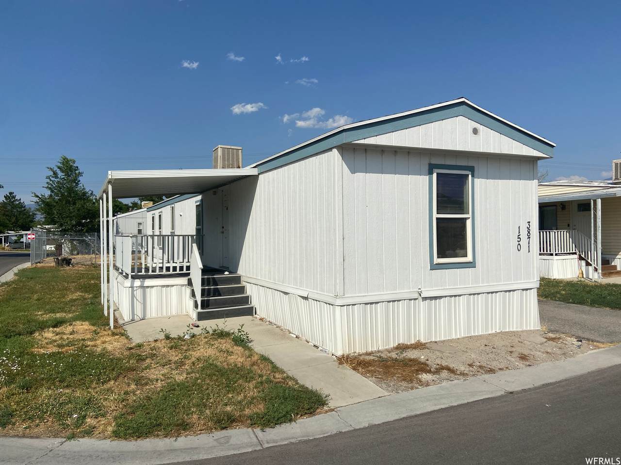 3871 Bobolink St - Photo 1