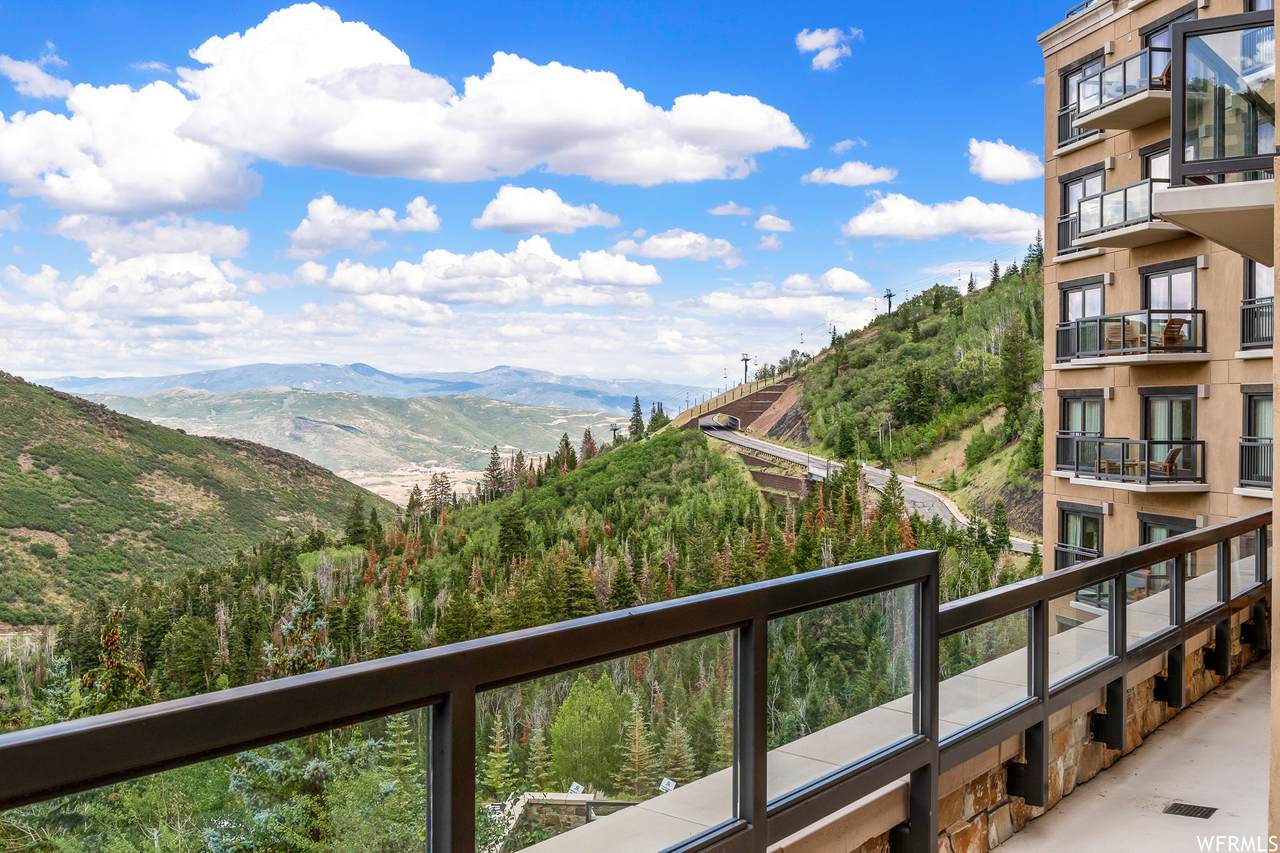 2300 Deer Valley Dr - Photo 1