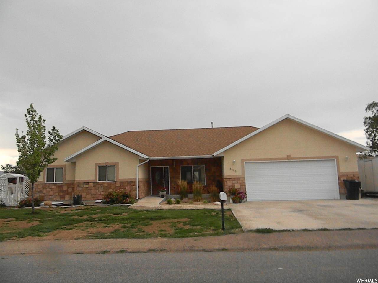 435 100 - Photo 1