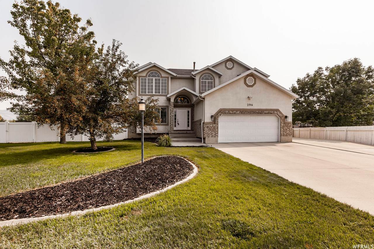 294 Stonebridge Dr - Photo 1