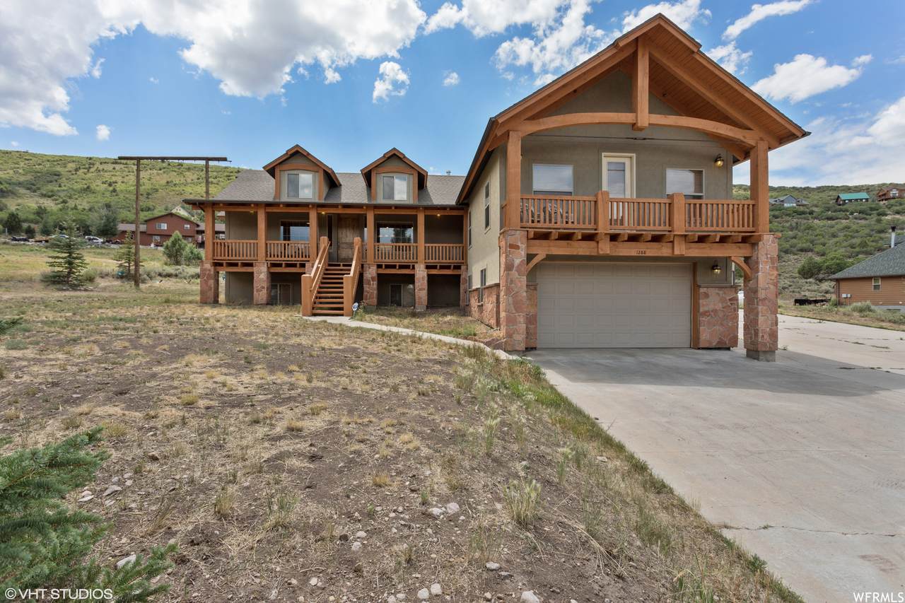 1462 Cottonwood Ct - Photo 1