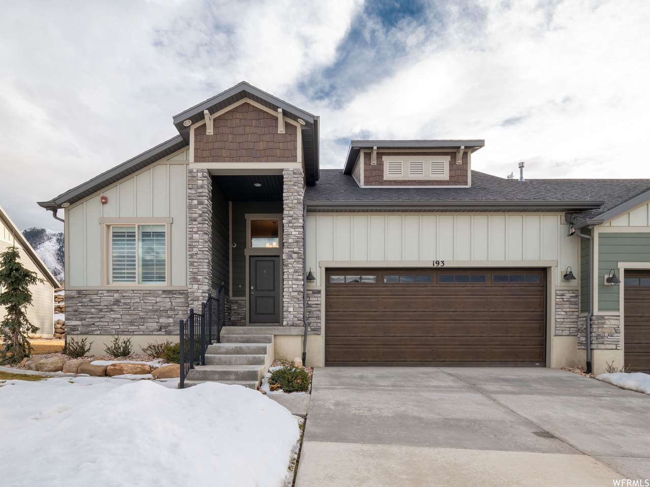 142 Parkside Loop - Photo 1