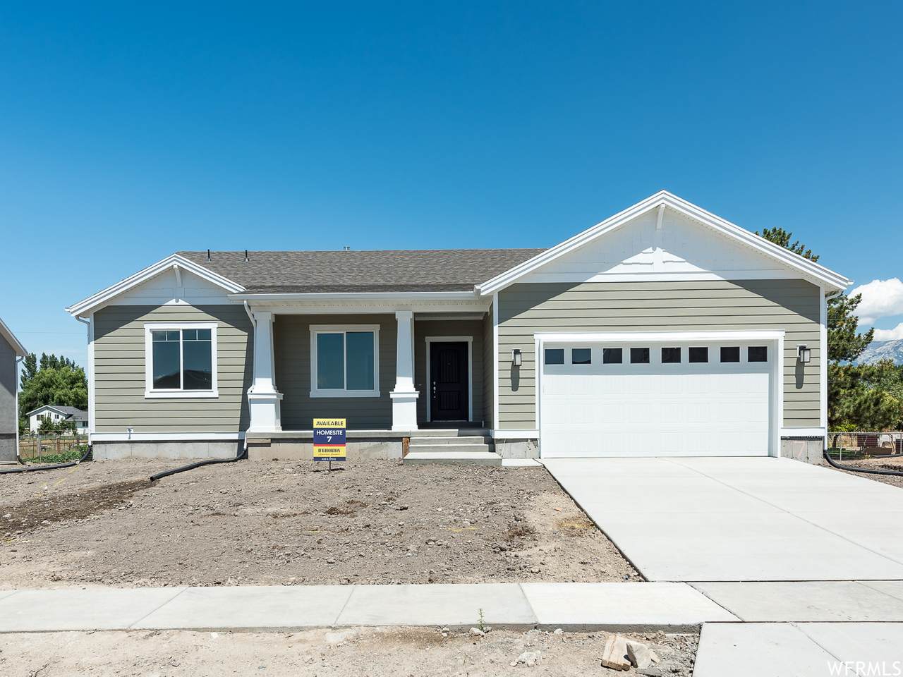 1232 Raintree Ln - Photo 1
