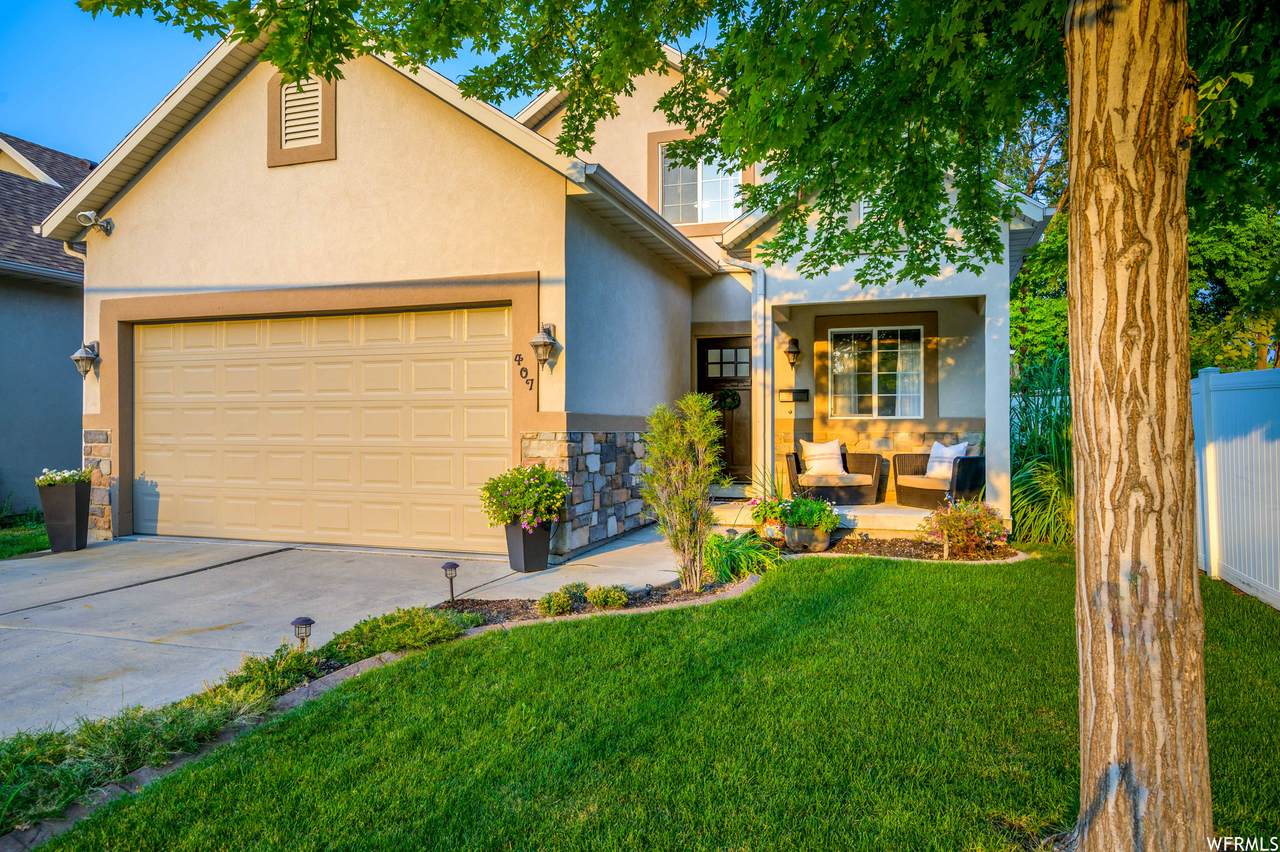 407 Maxwell Ln - Photo 1