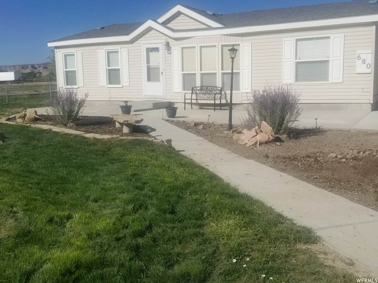 680 State St - Photo 1