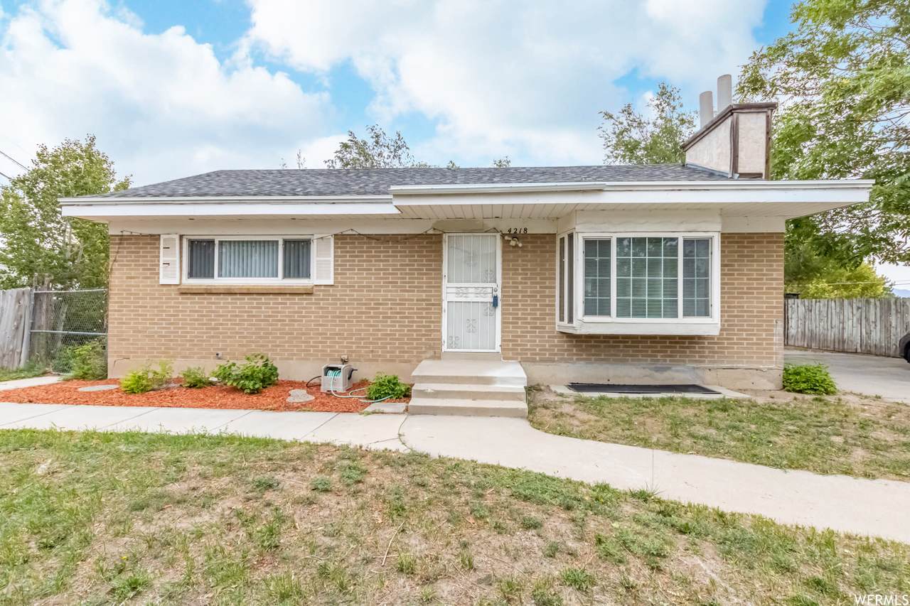 4218 Midway Dr - Photo 1