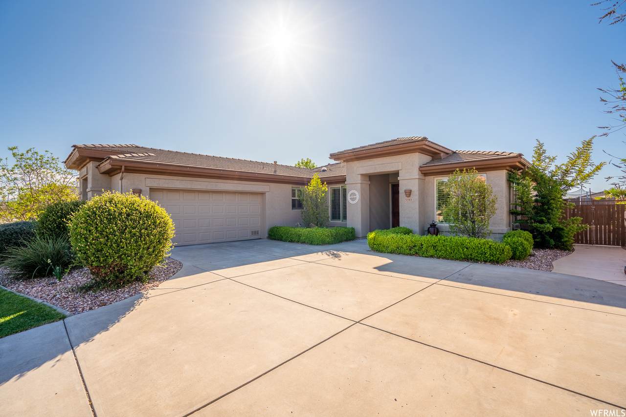 3392 Sweetwater Dr - Photo 1