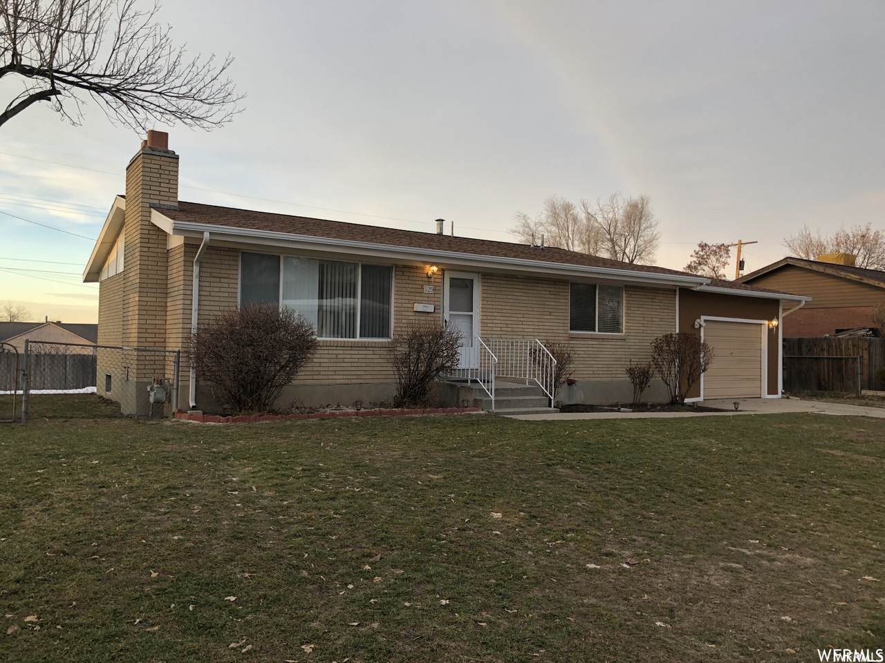 529 Stansbury Ave - Photo 1