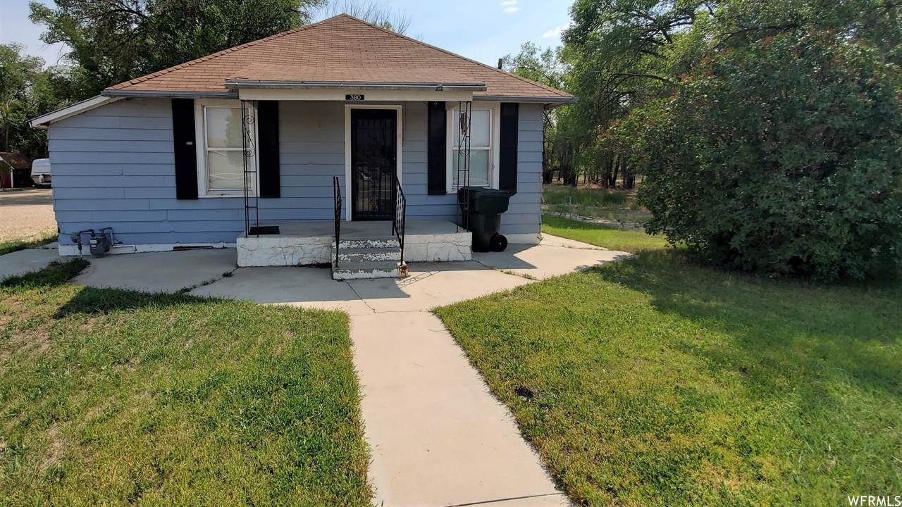 380 Main St - Photo 1