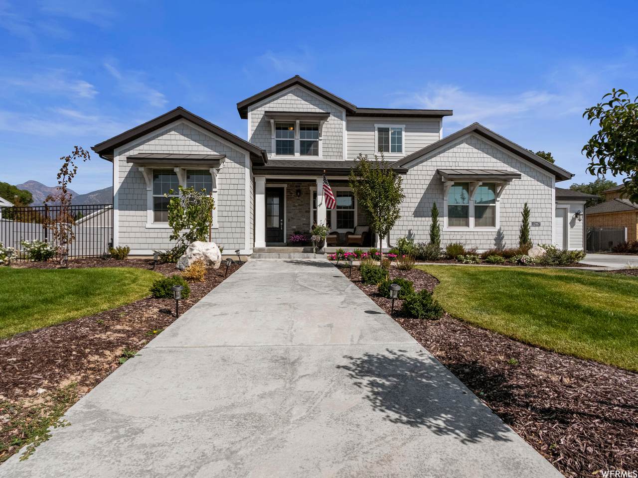 12867 Fayview Ln - Photo 1