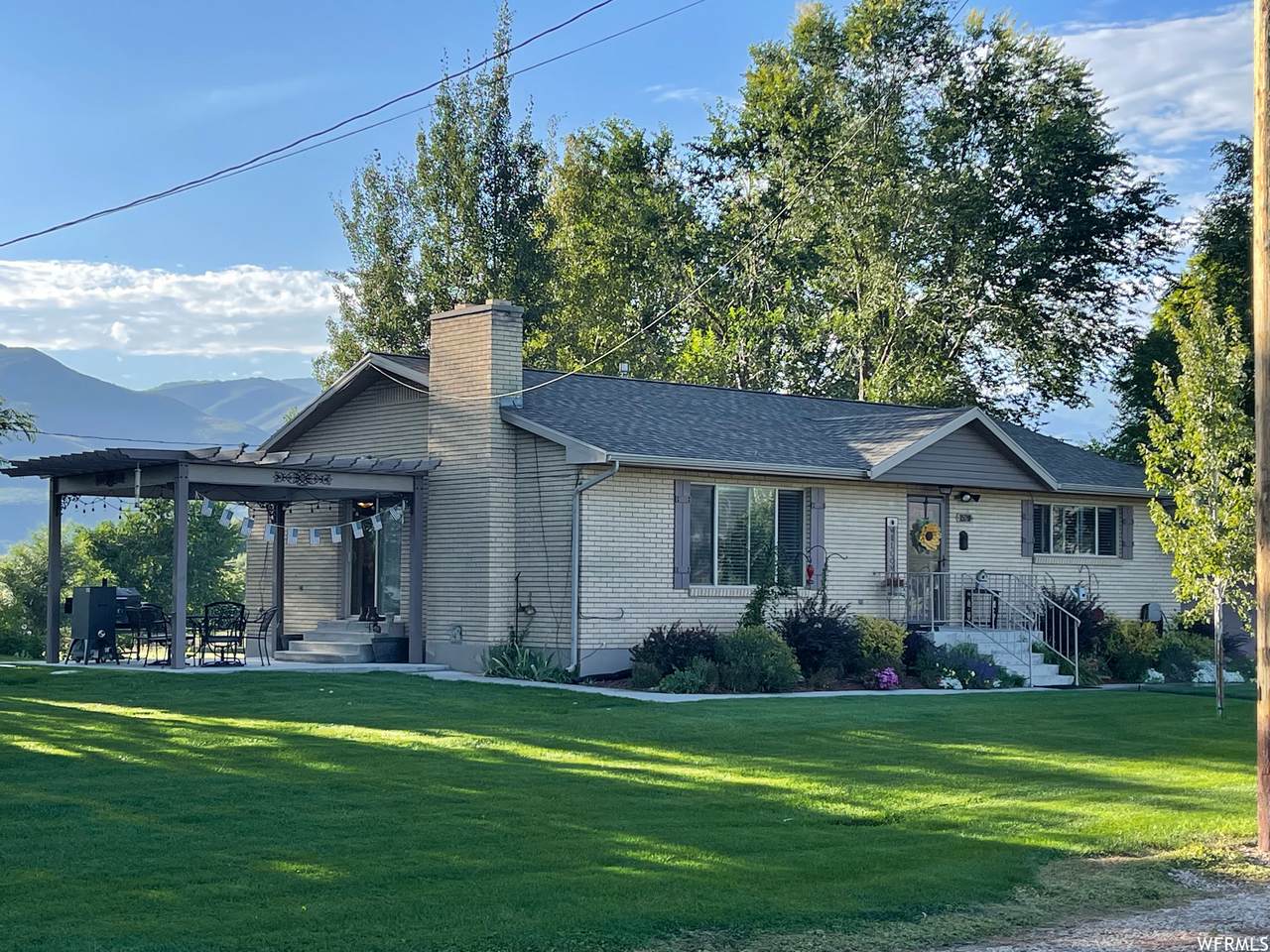 1520 Casperville Rd - Photo 1