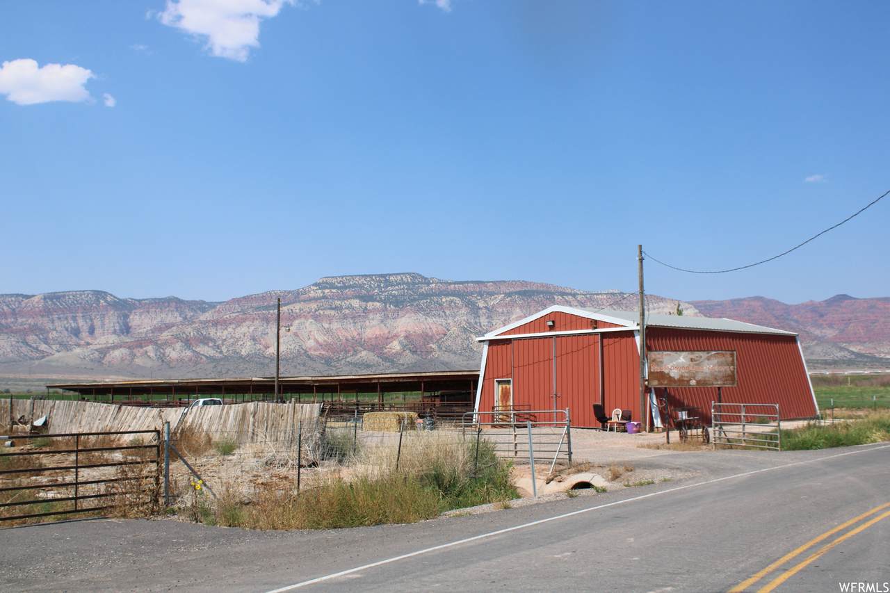 825 Farm Road - Photo 1