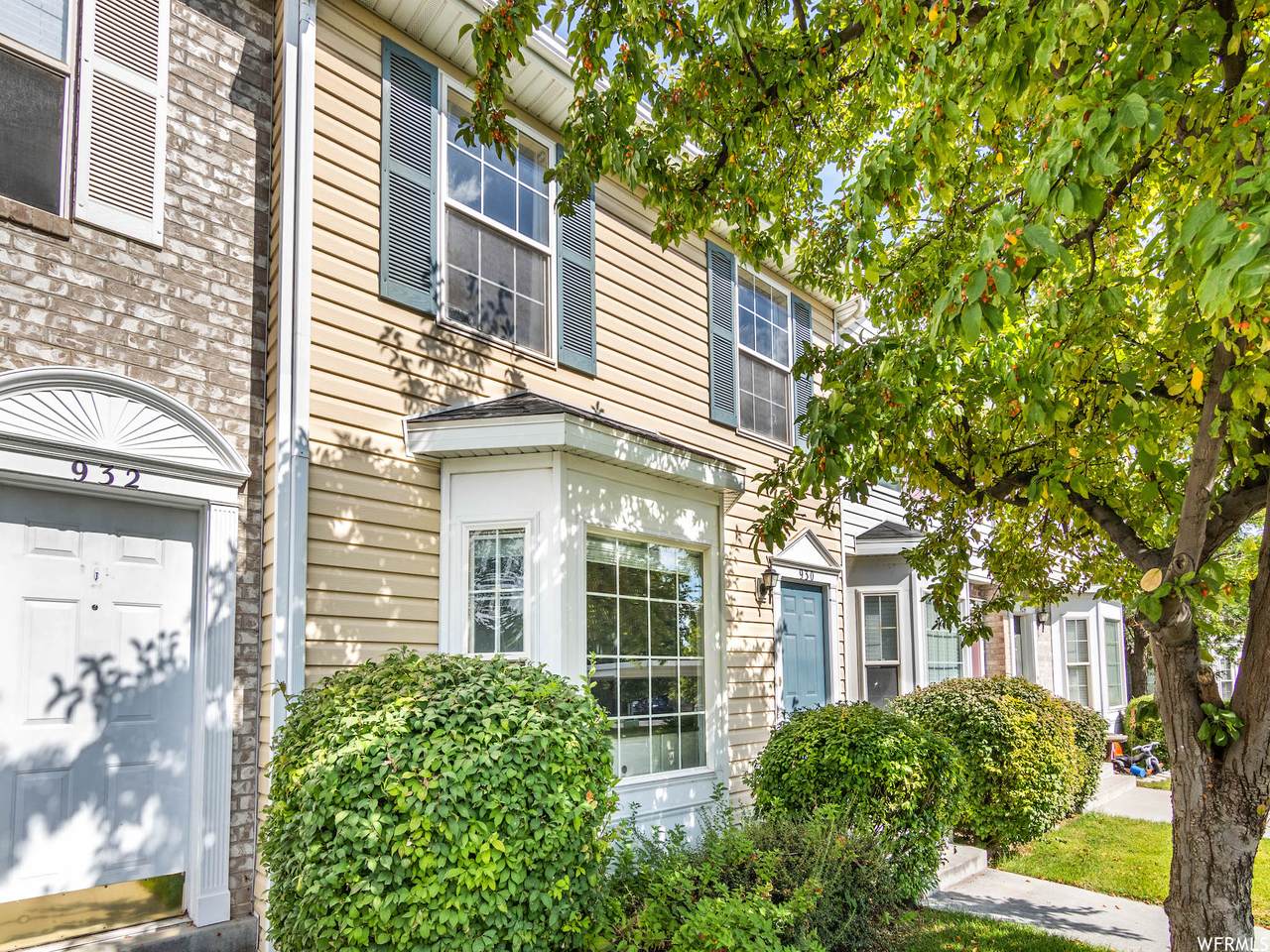 930 Independence - Photo 1