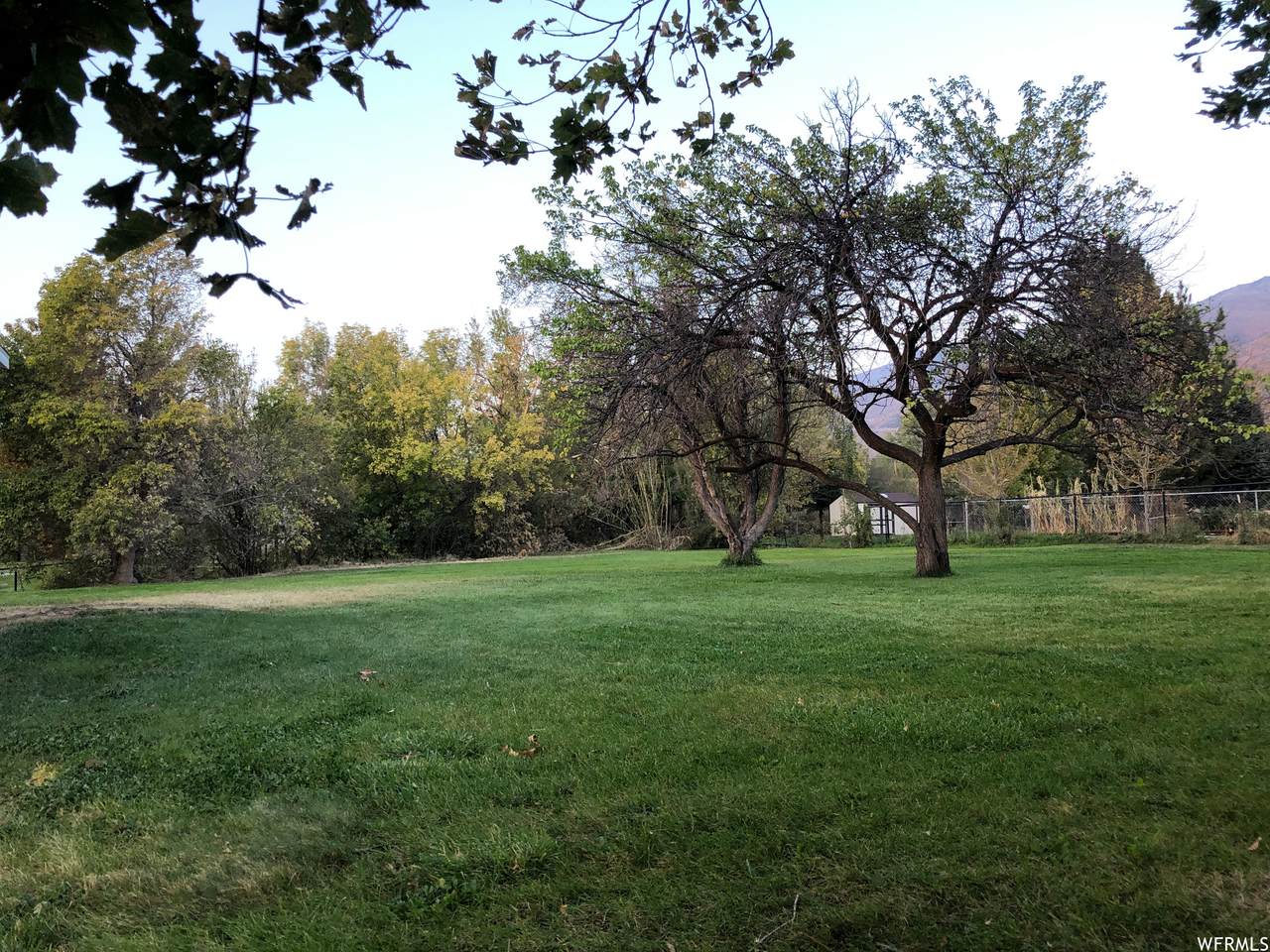 703 100 - Photo 1