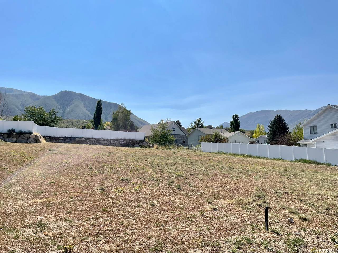 346 Alpine Dr - Photo 1