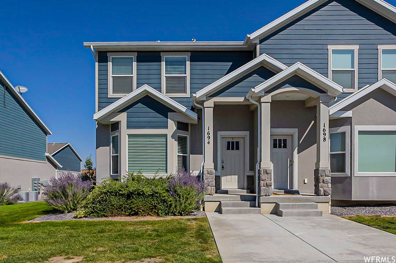 1694 Talon Way - Photo 1