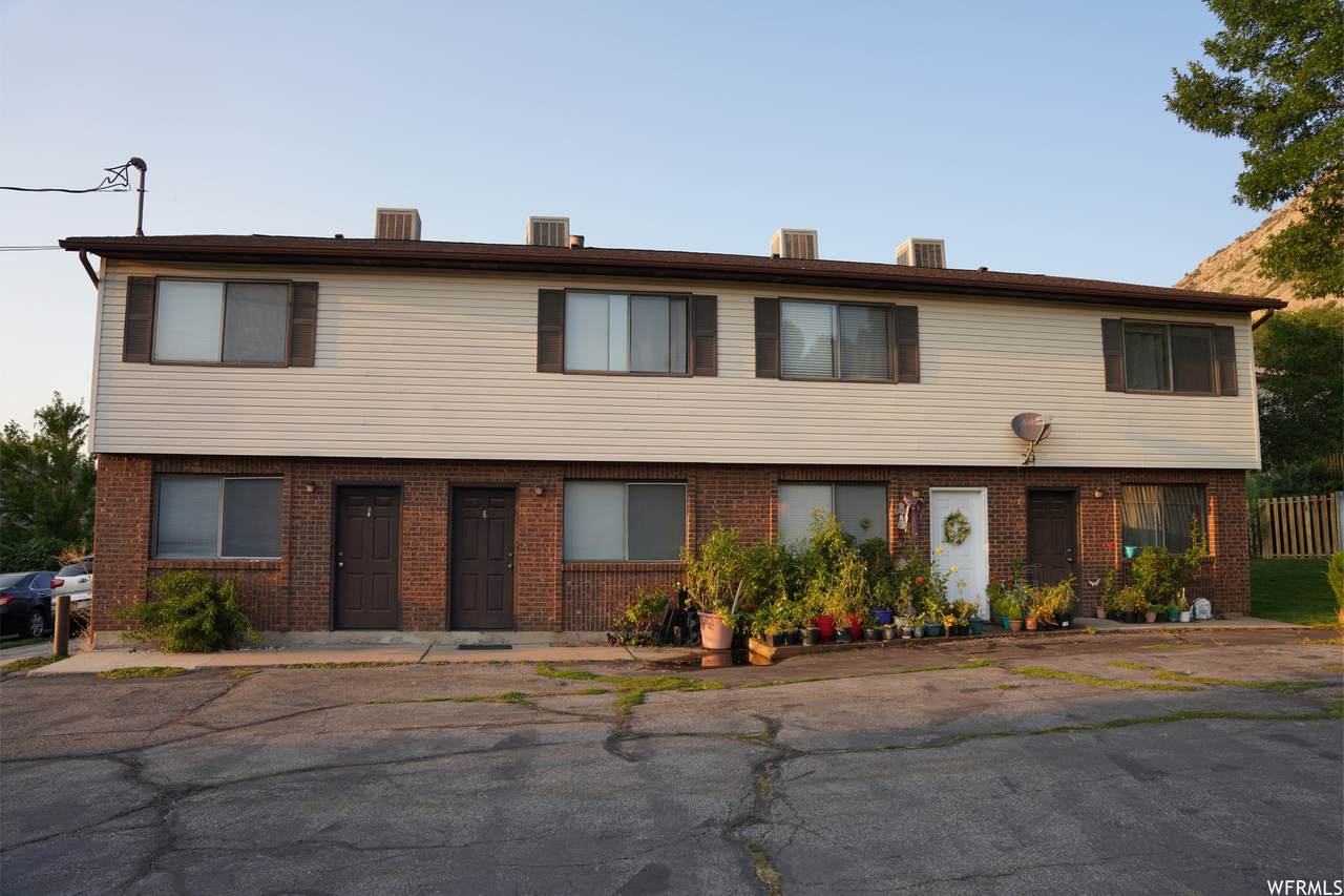 870 Jackson - Photo 1