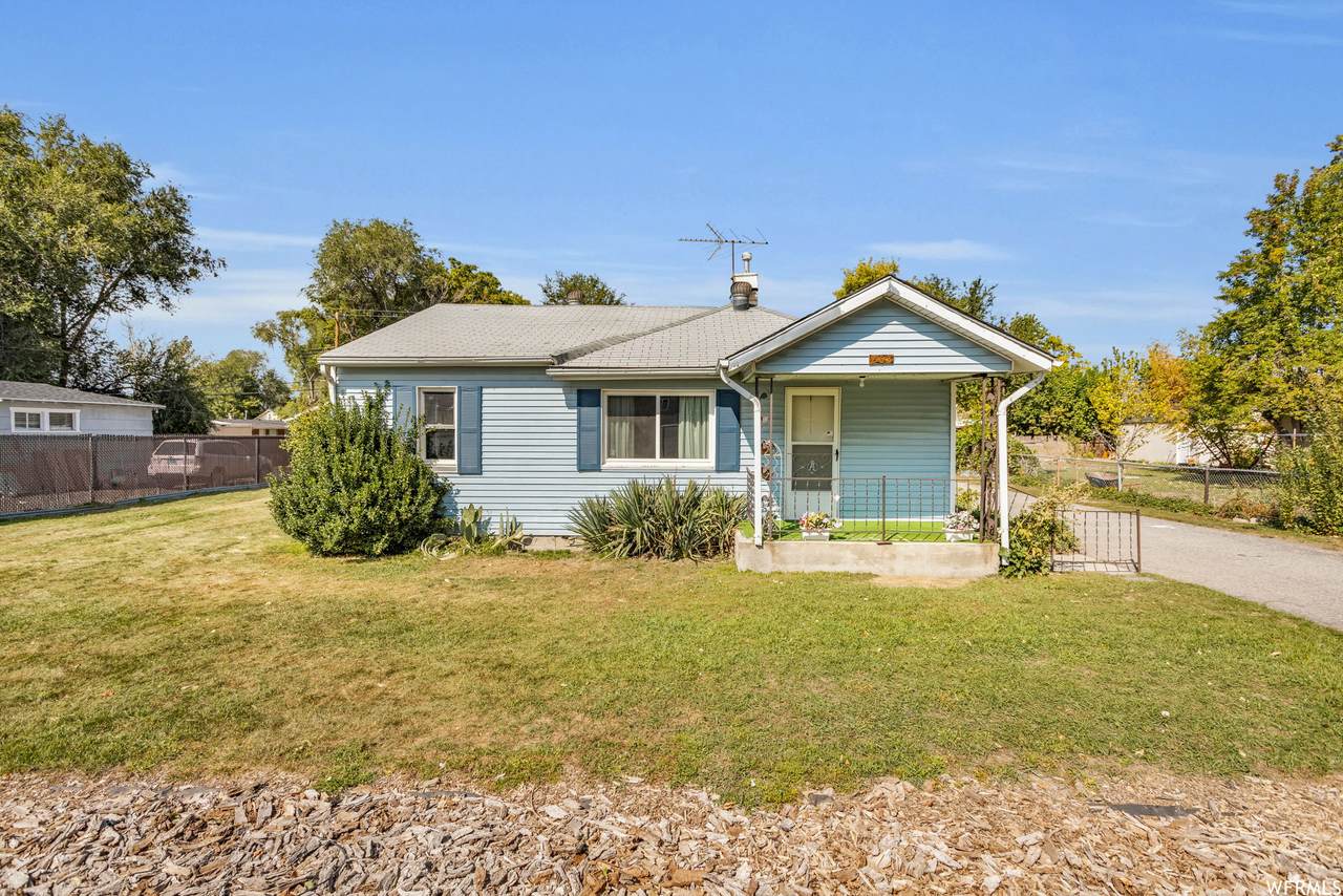 203 Helm Ave - Photo 1
