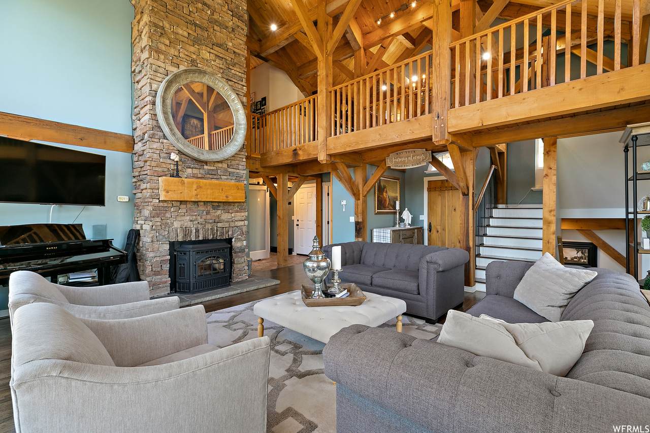 760 Oak Dr - Photo 1