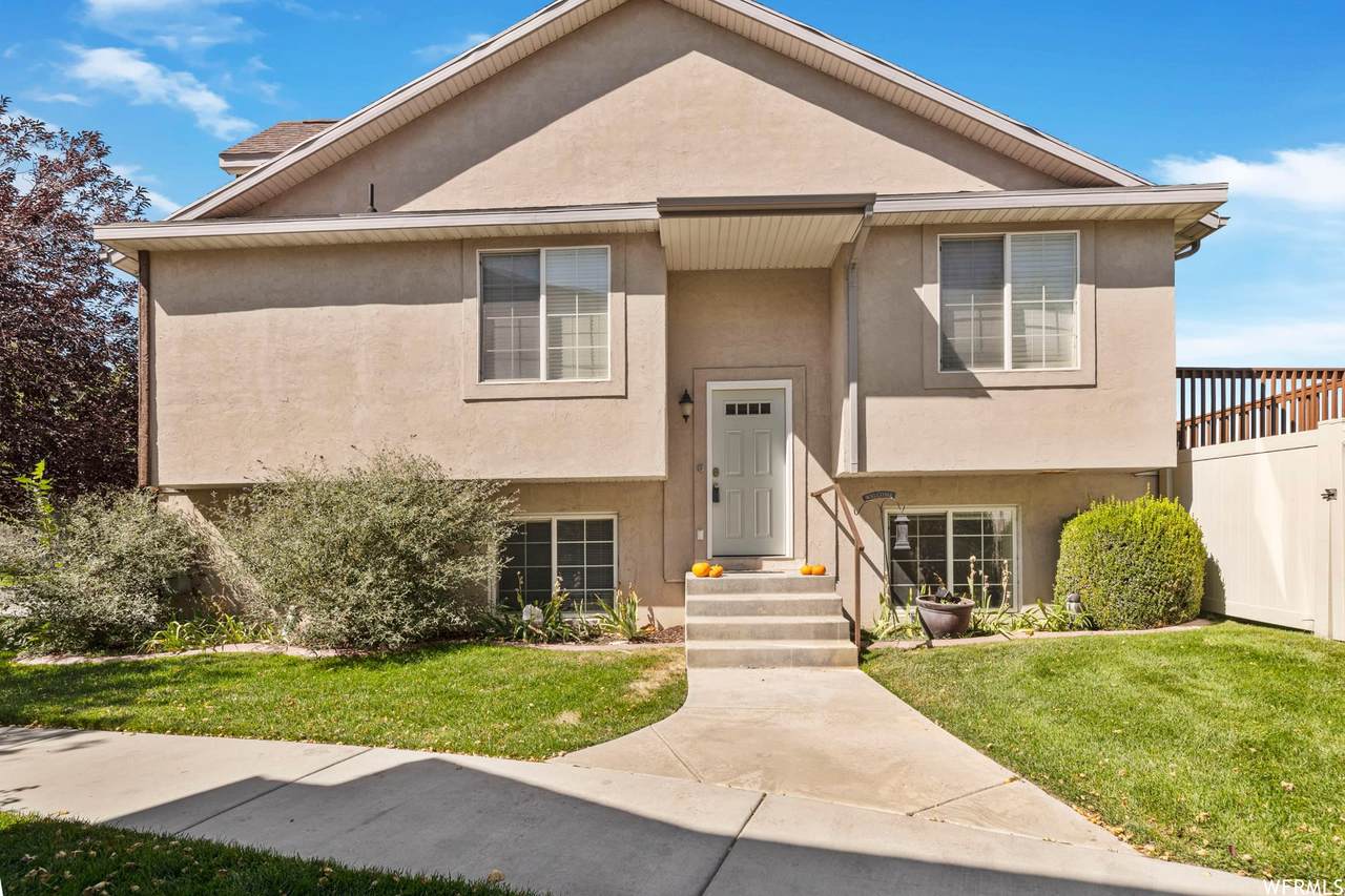 3125 Somerset Dr - Photo 1