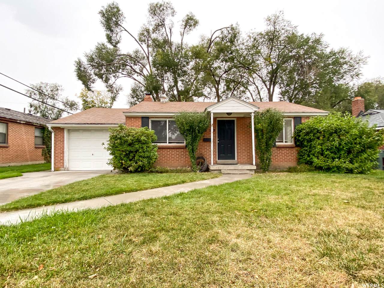 1312 Montgomery St - Photo 1