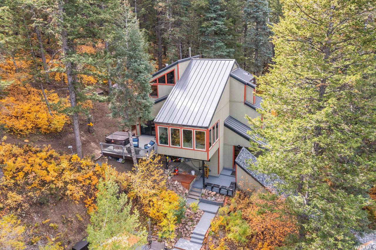 615 Matterhorn Dr - Photo 1