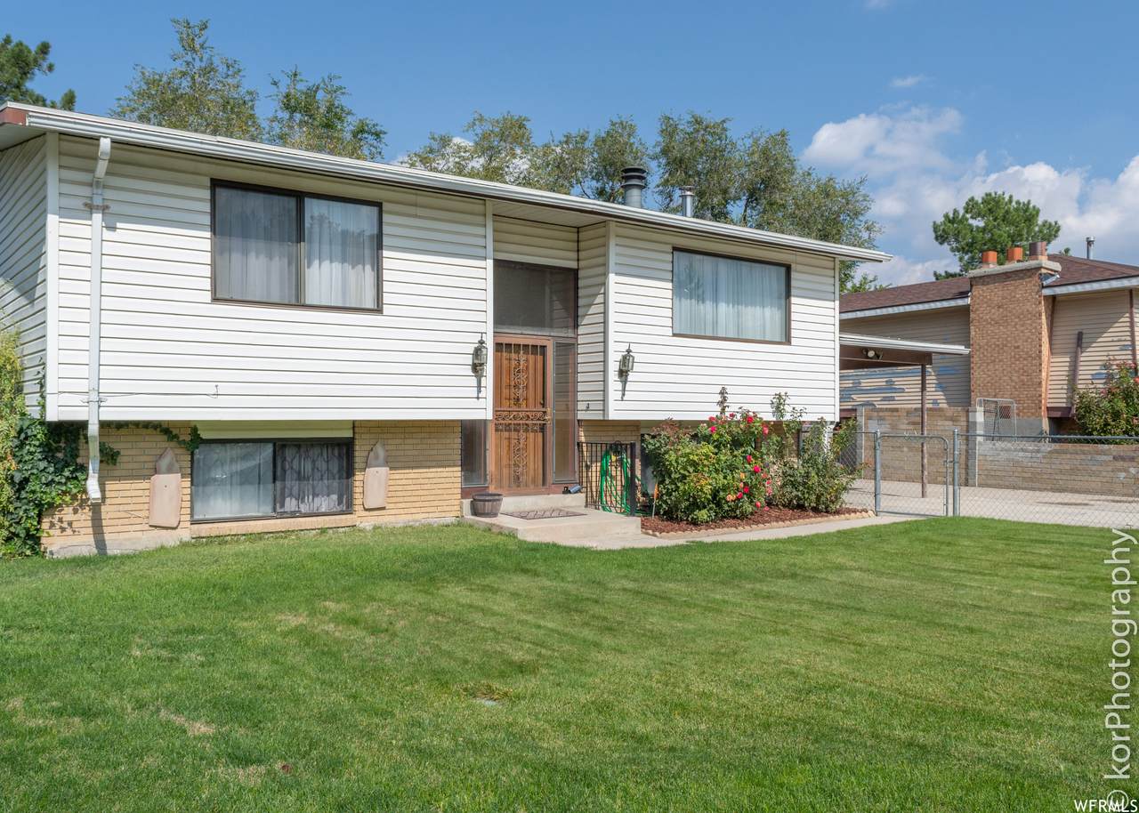 3522 Cambridge Dr - Photo 1