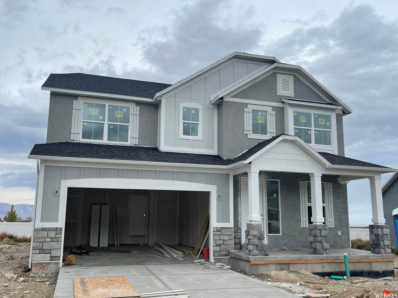 526 Diamant Ln - Photo 1