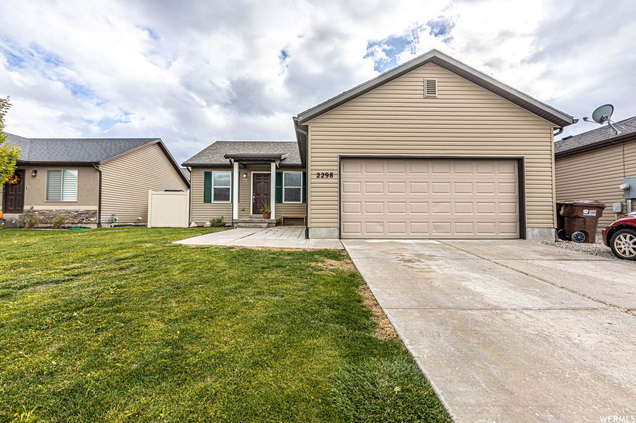 2298 Ox Yoke Dr - Photo 1