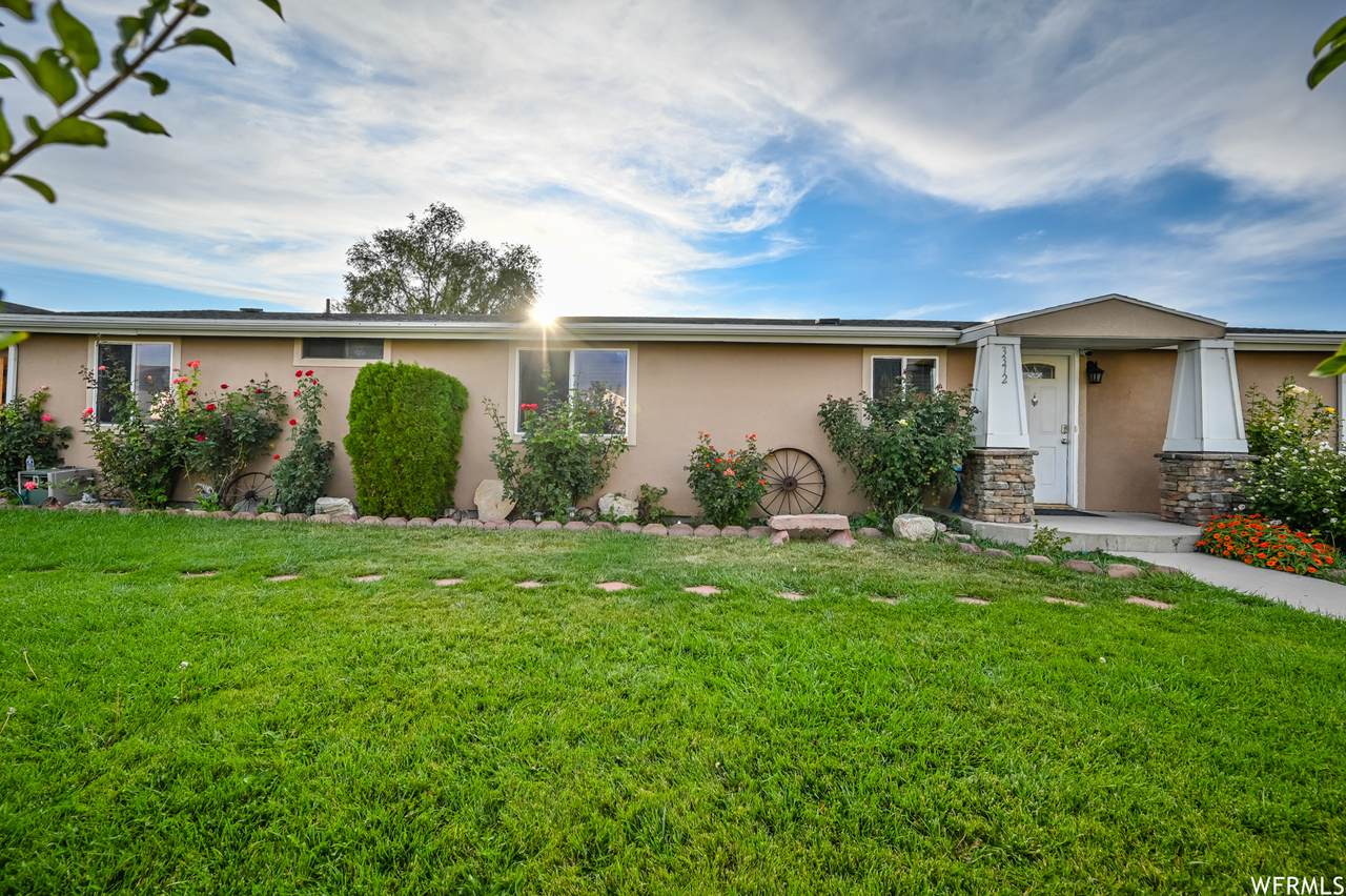 3372 Mockingbird Way - Photo 1