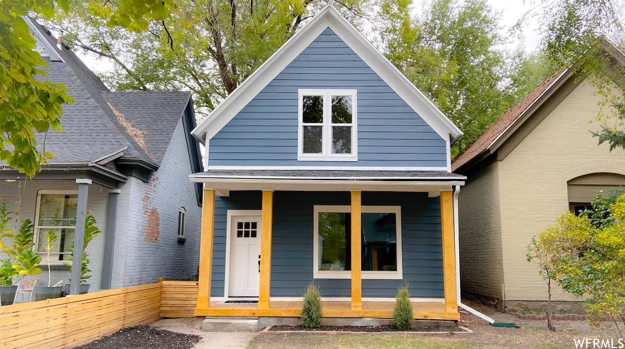 2538 Orchard Ave - Photo 1