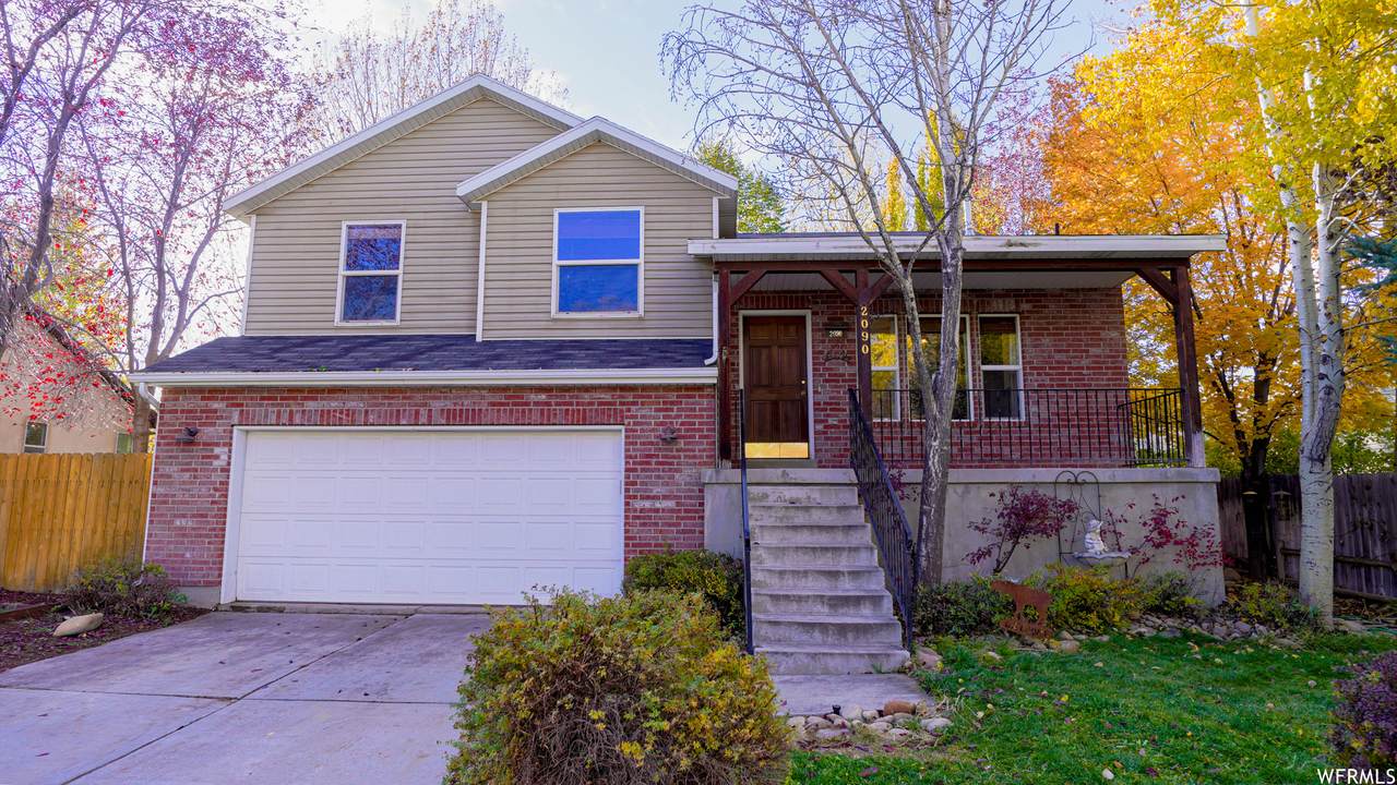 2090 Baxter Dr - Photo 1