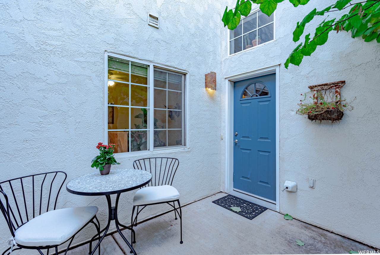 622 Hale Ave - Photo 1