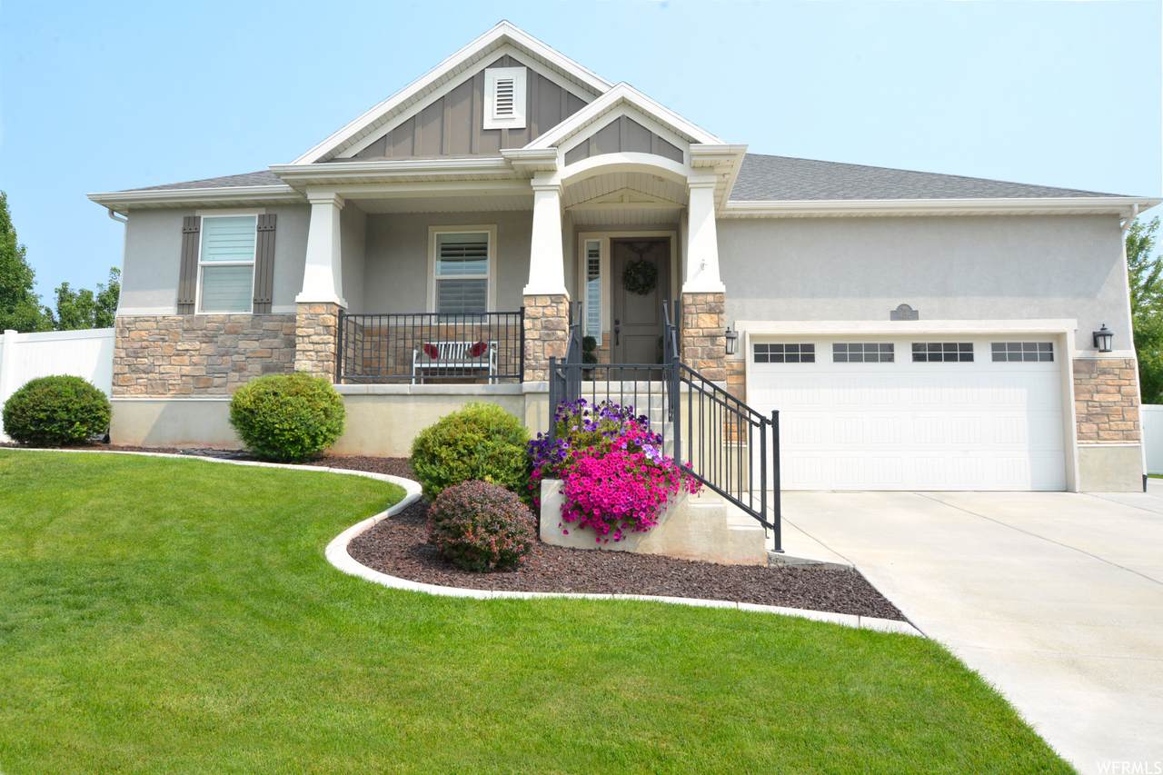 4116 Great Neck Dr - Photo 1