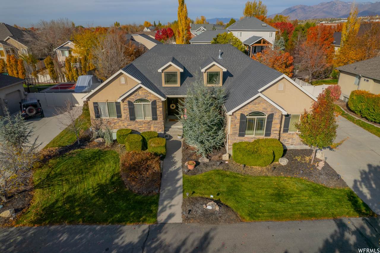 607 Fitz Ln - Photo 1