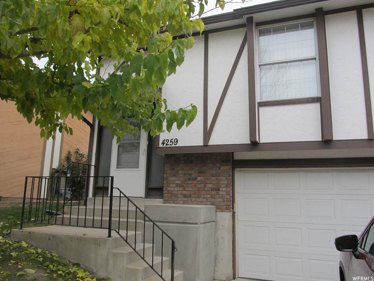 4259 Gloucester Ct - Photo 1