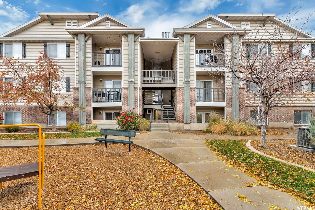 8204 Cedar Springs Rd - Photo 1