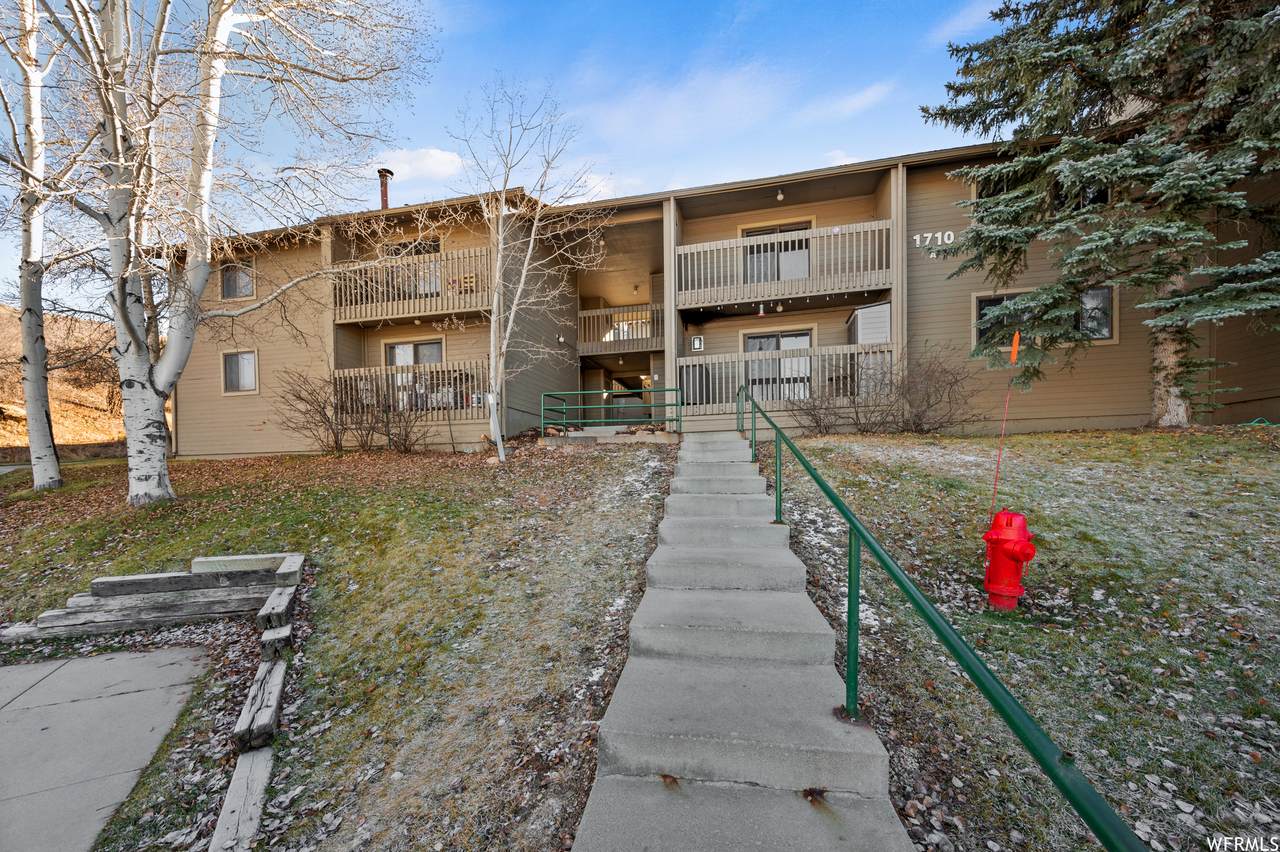 1710 Upper Iron Horse Loop - Photo 1