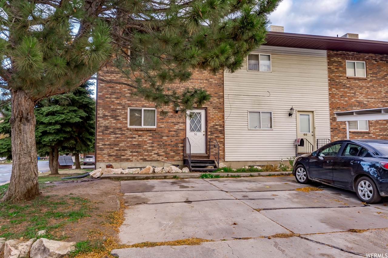 1325 Lincoln Ave - Photo 1
