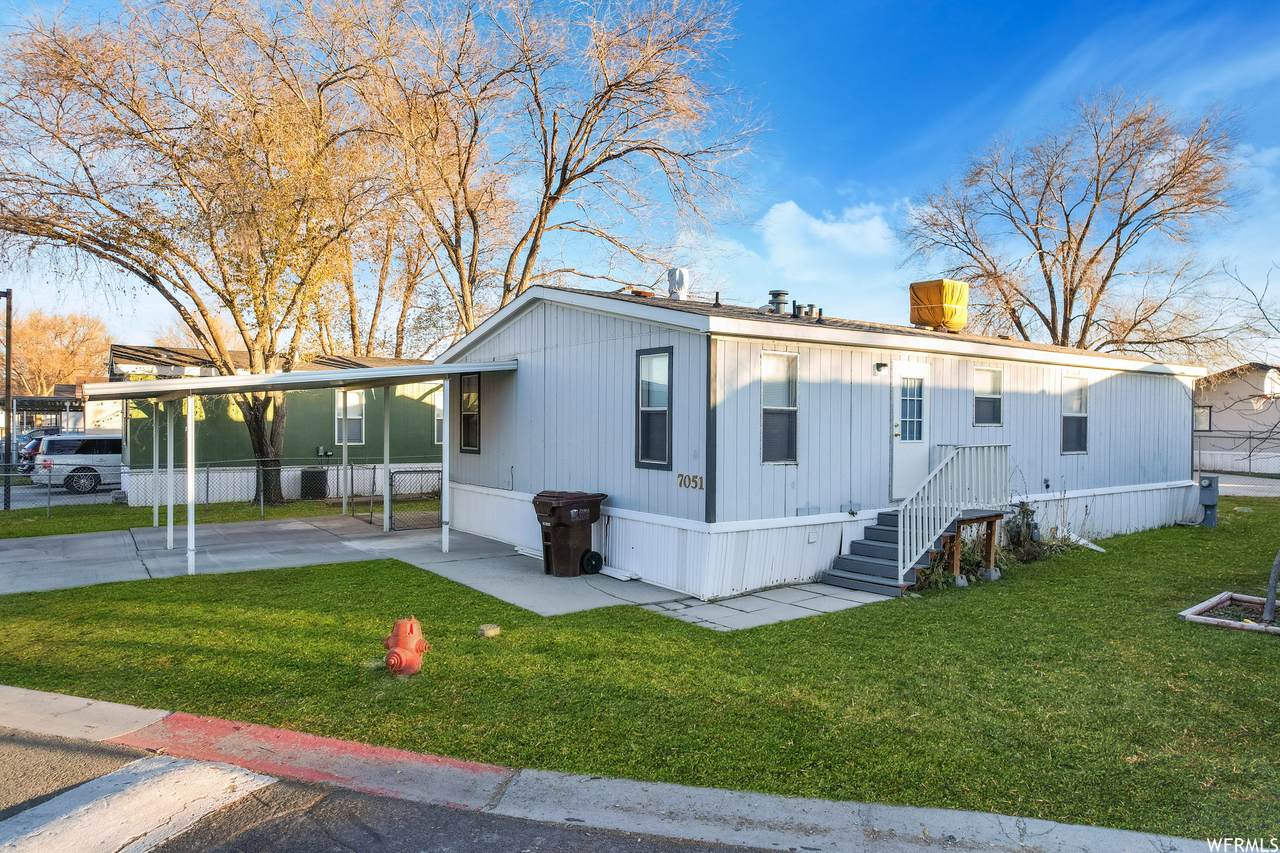 7051 Palomino Dr - Photo 1