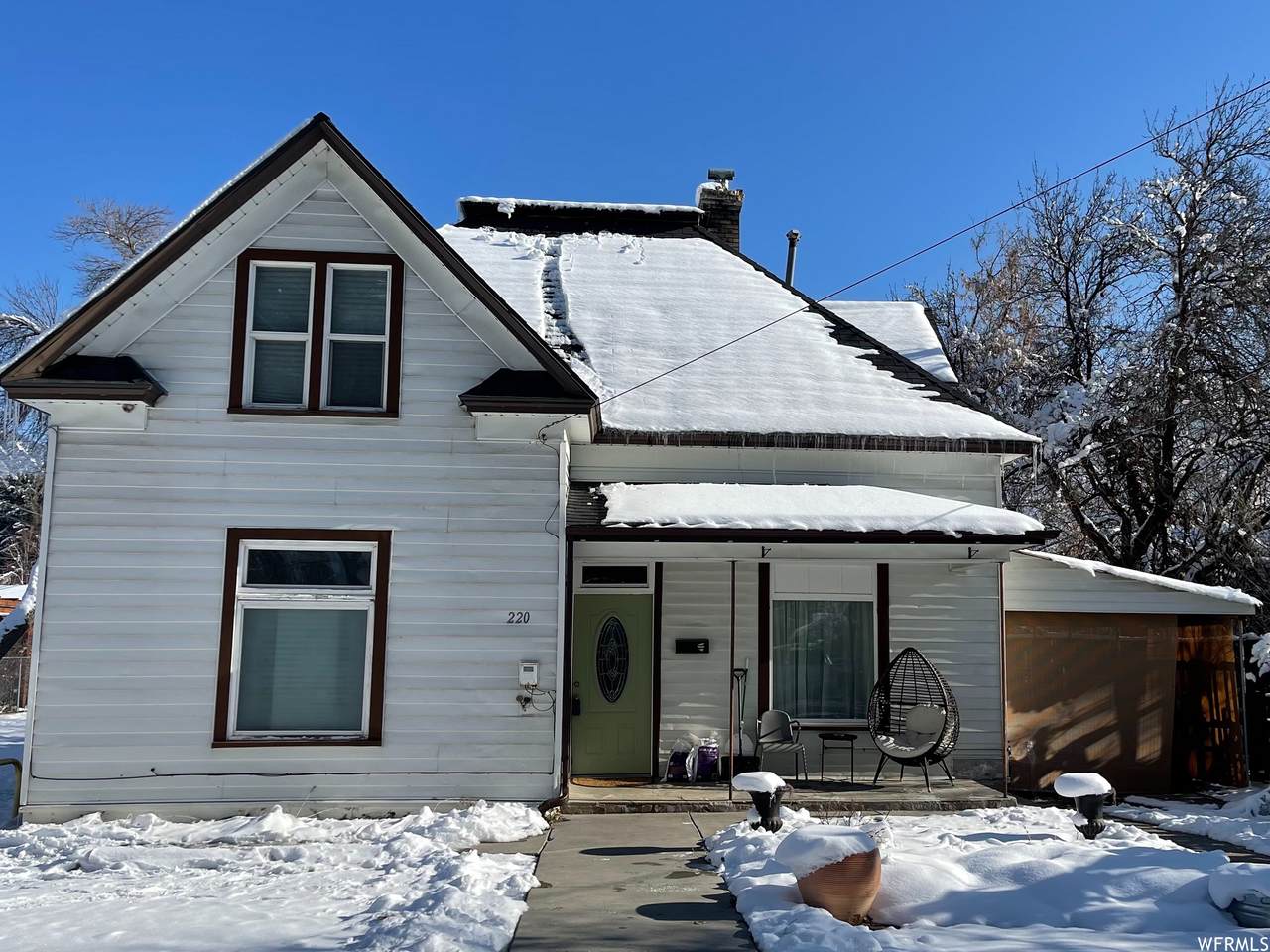 220 Preston Ave - Photo 1
