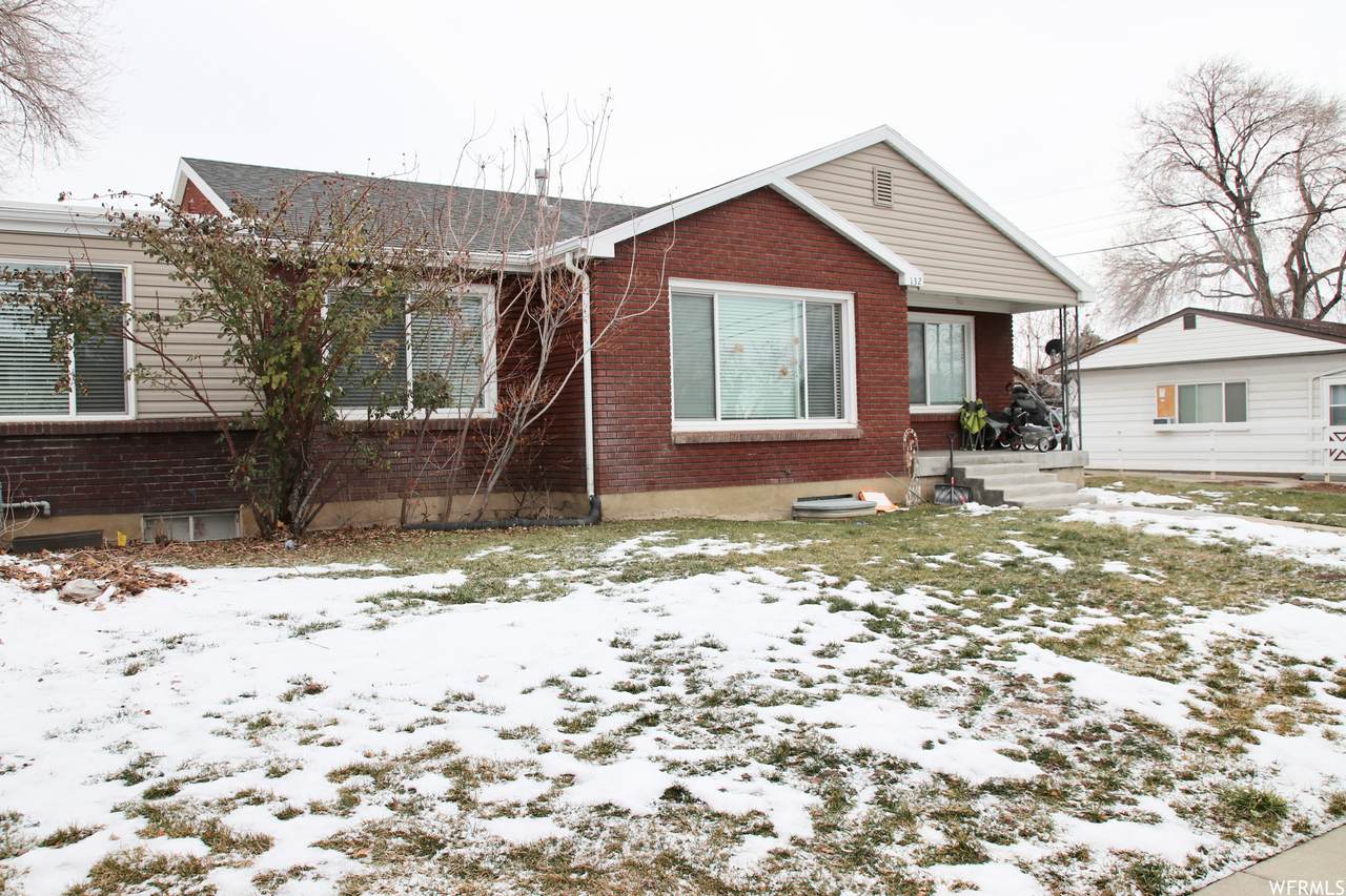 130 Utah Ave - Photo 1