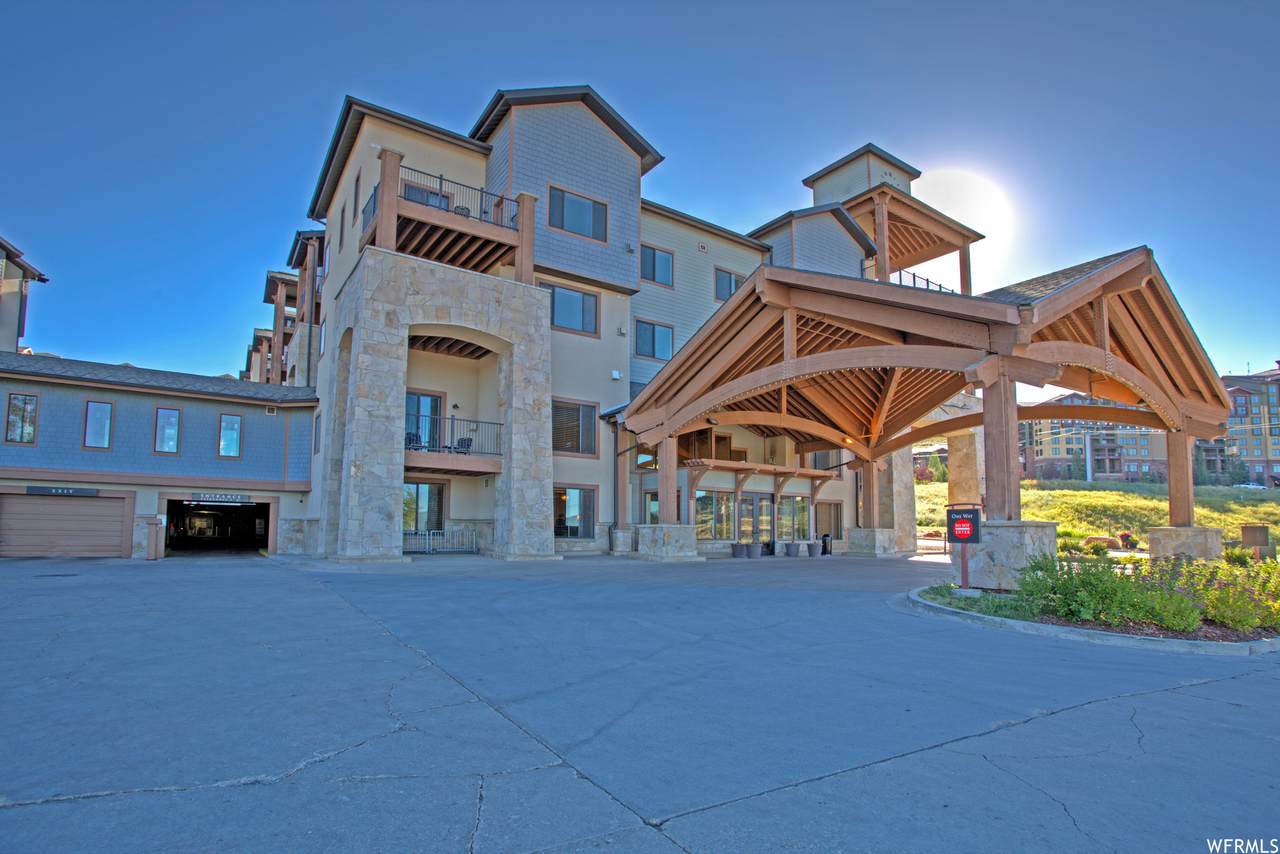 2669 Canyons Resort Dr - Photo 1