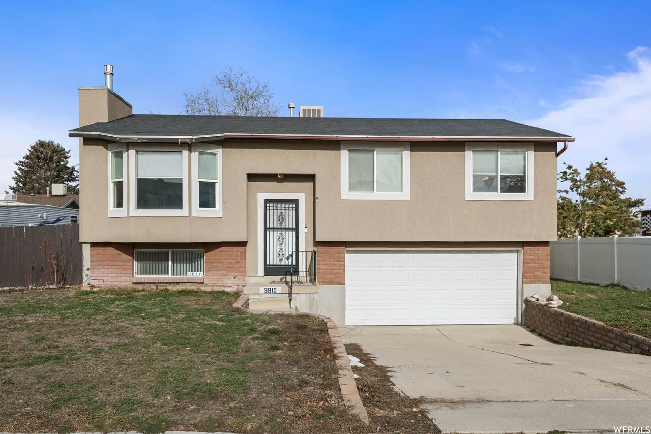 3910 Burgess Rd - Photo 1