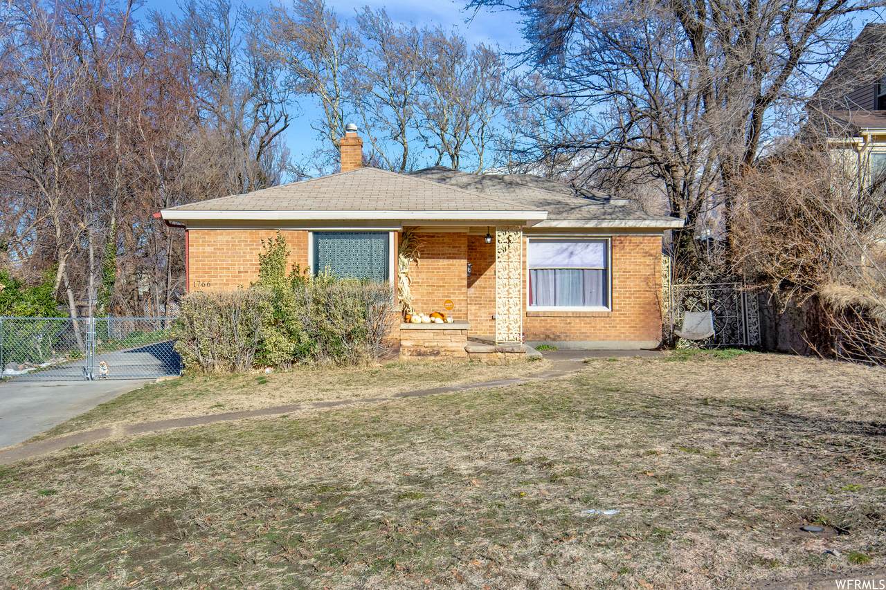 1766 27TH St - Photo 1