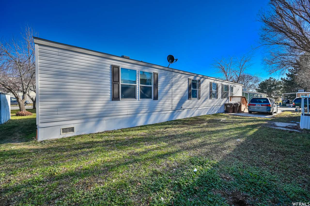 8155 Redwood Rd - Photo 1