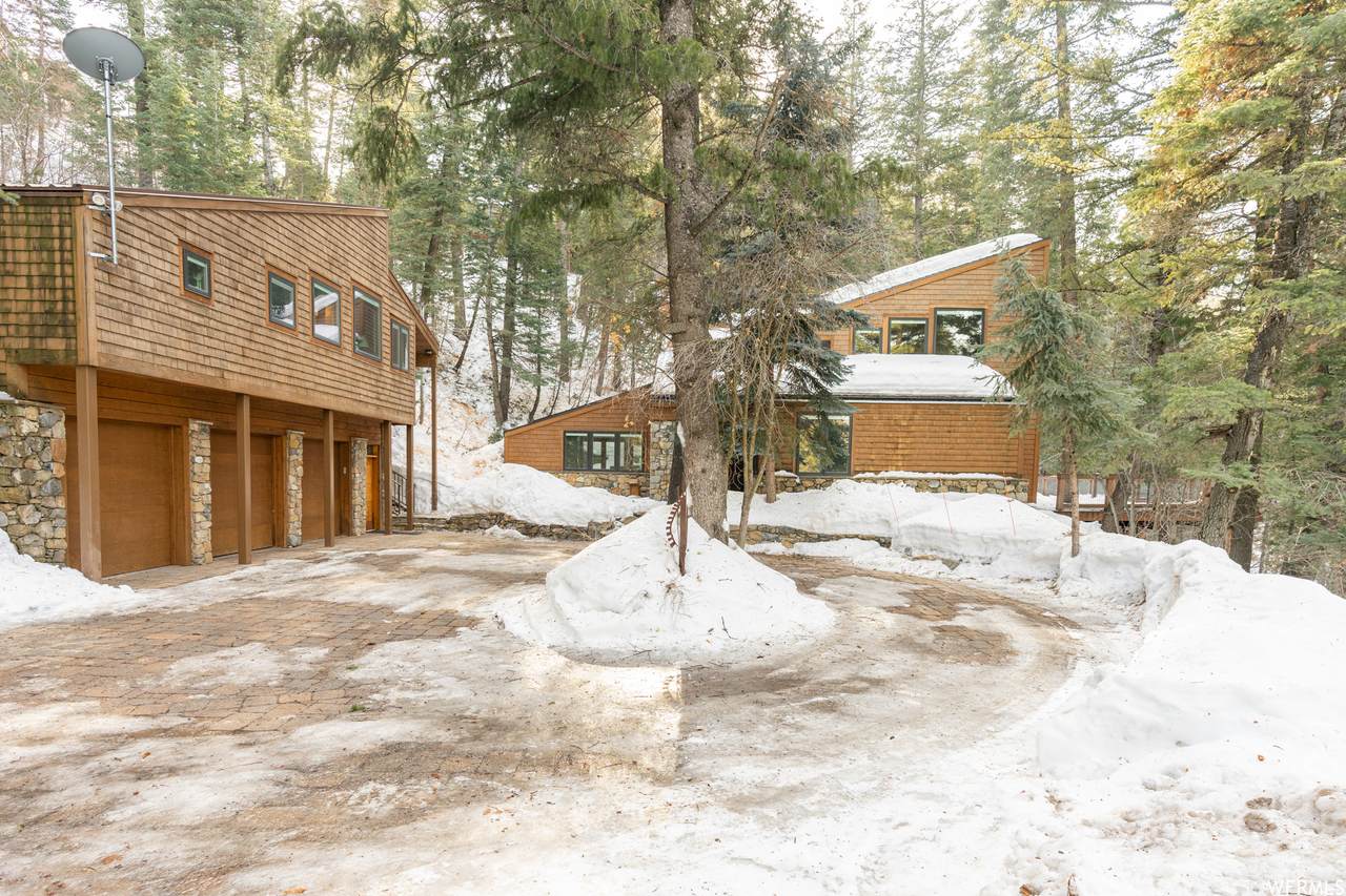2970 Balsam Rd - Photo 1