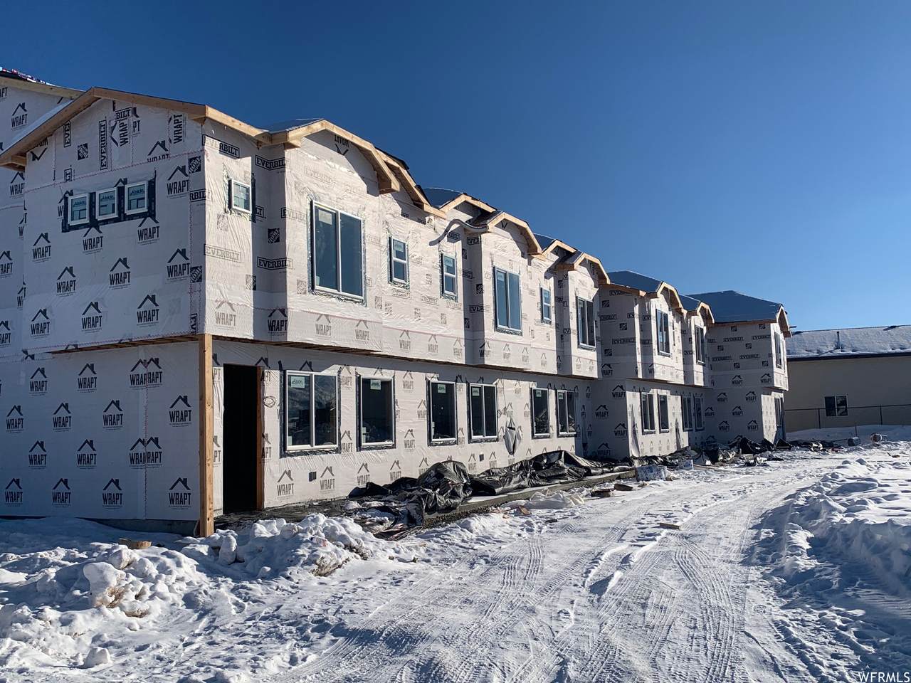 130 Seasons Ln - Photo 1
