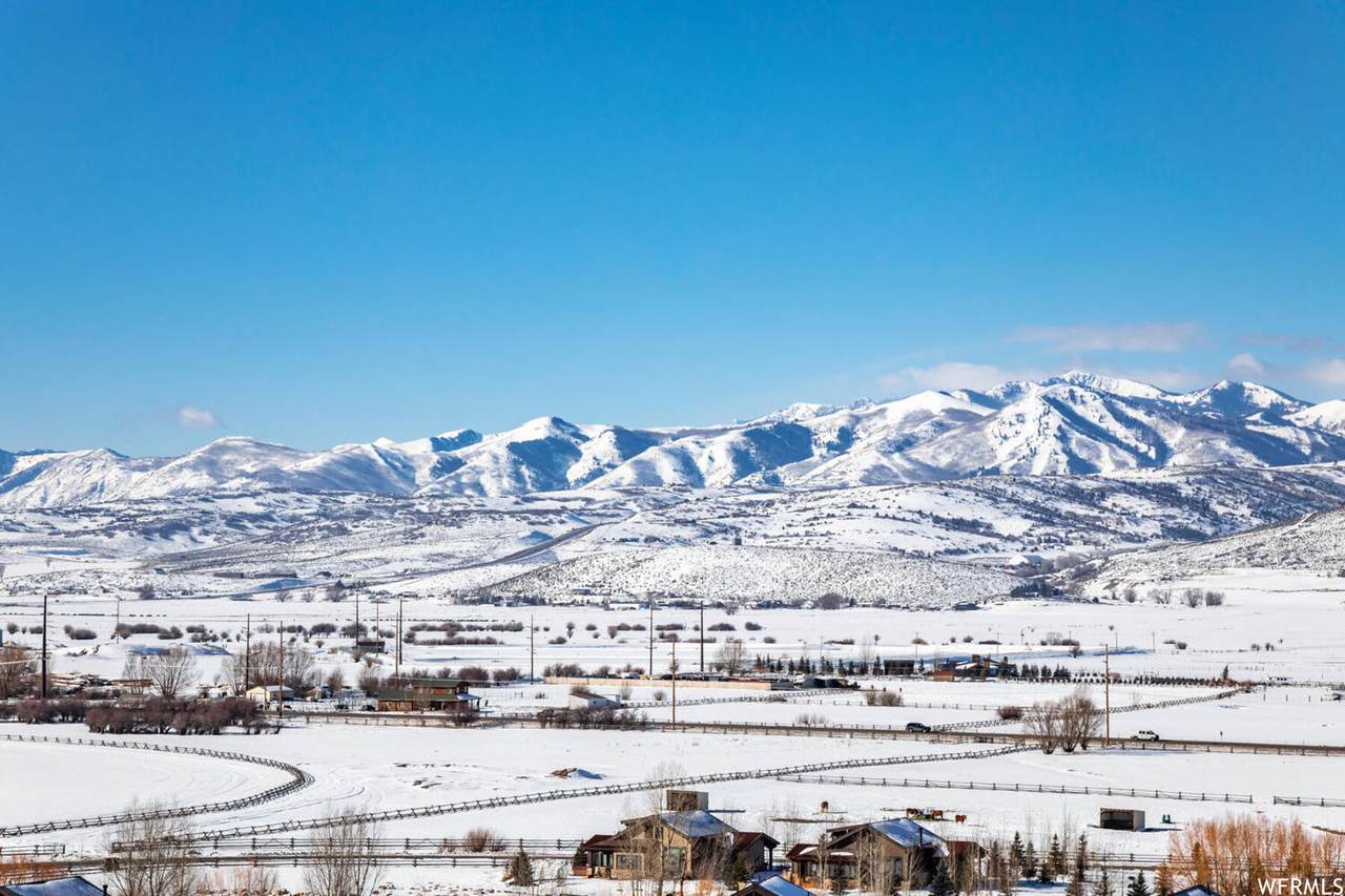 985 Wasatch View Dr - Photo 1