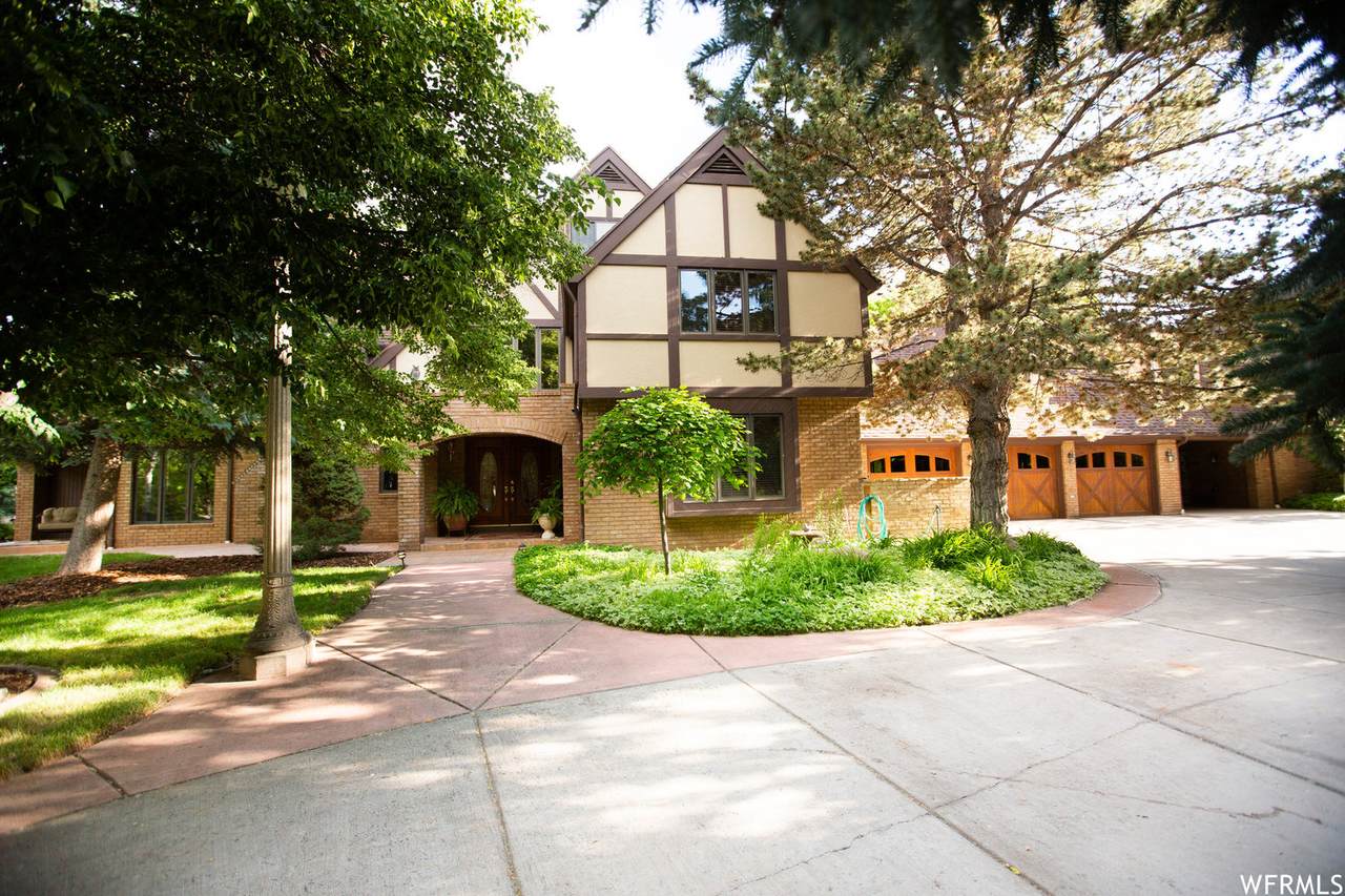 305 Rachel Ln - Photo 1